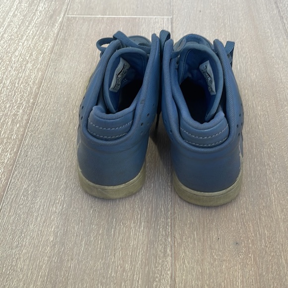 Air Jordan sneakers - Picture 4 of 8